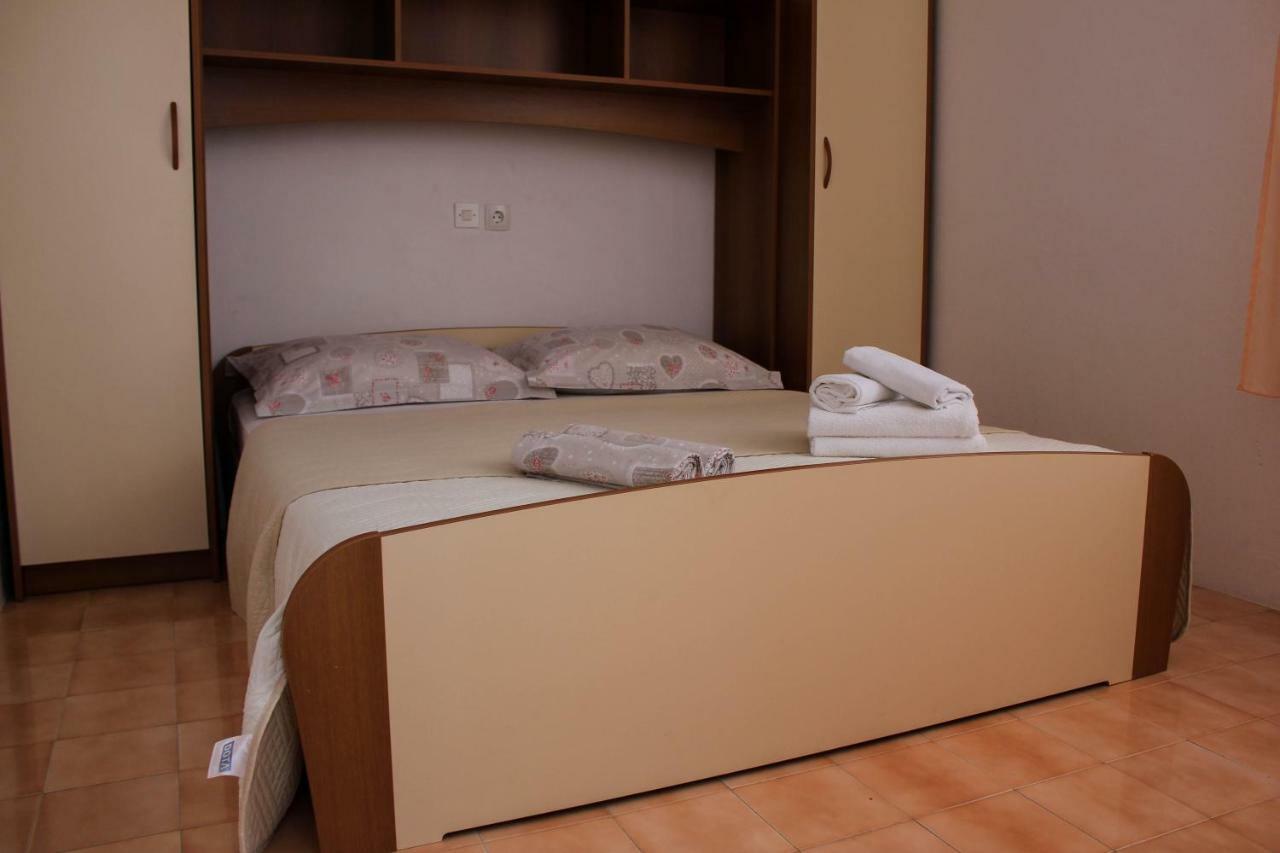 Apartments Pino Makarska Luaran gambar