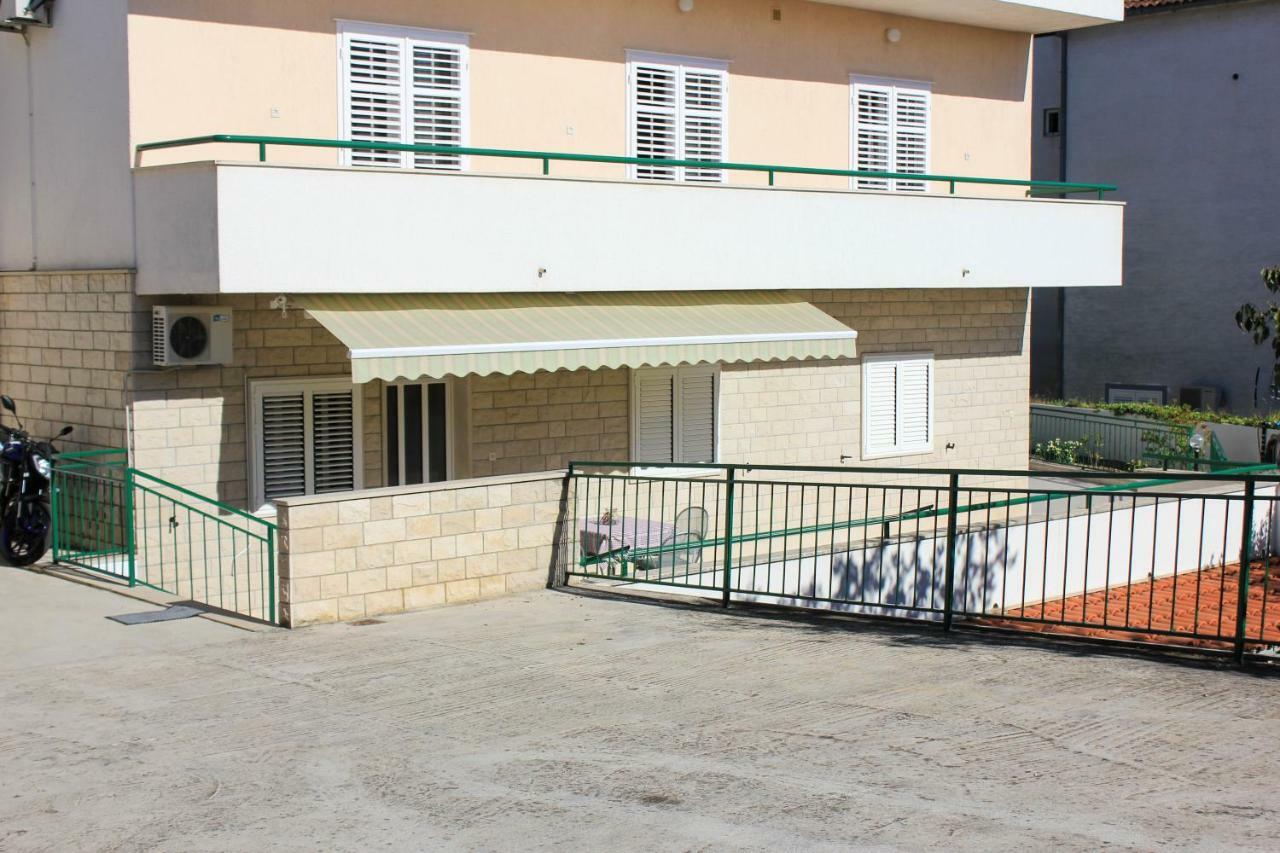 Apartments Pino Makarska Luaran gambar
