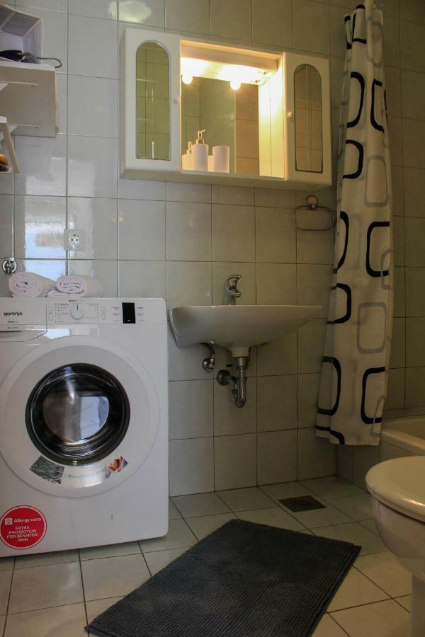Apartments Pino Makarska Luaran gambar