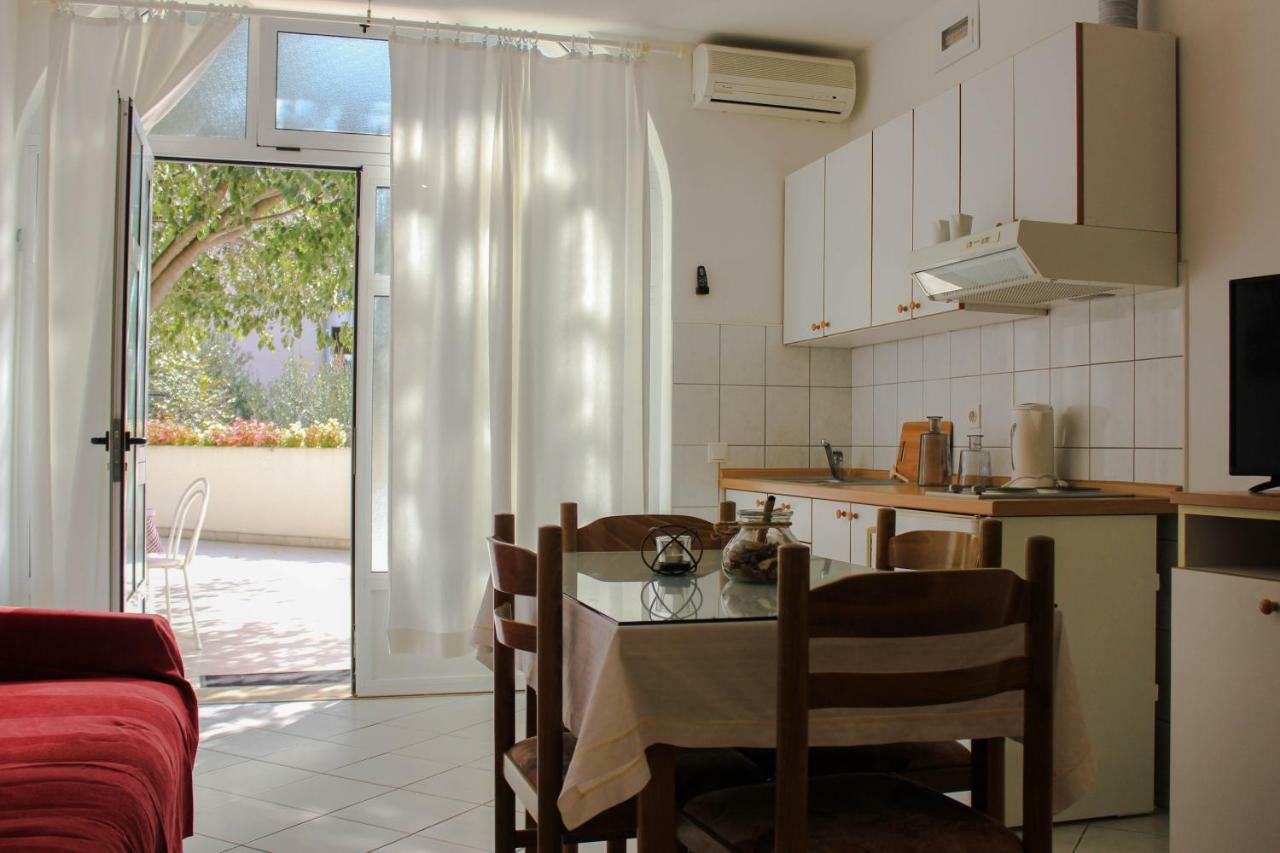 Apartments Pino Makarska Luaran gambar